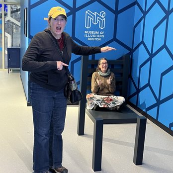 MUSEUM OF ILLUSIONS - Updated May 2025 - 31 Photos & 20 Reviews - 200