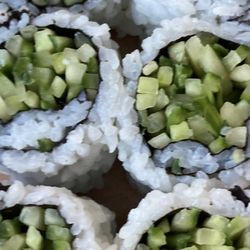 Sushi But Like Vegan - Cucumber maki
