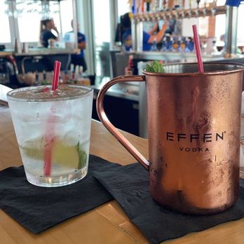 Crabby's Dockside Ft. Pierce - Moscow Mule and a Vodka Soda - Seafood Near Me - Ft. Pierce, Florida