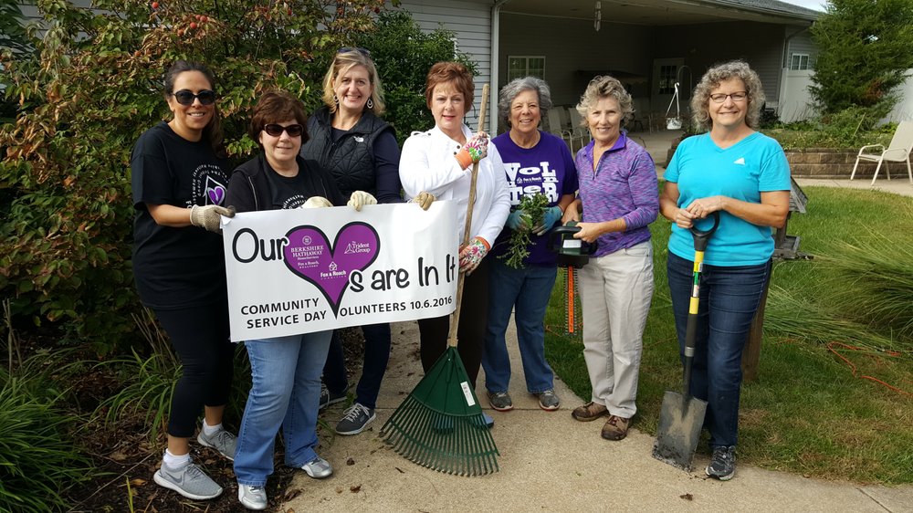 BERKSHIRE HATHAWAY HOMESERVICES FOX & ROACH Request a Quote 232