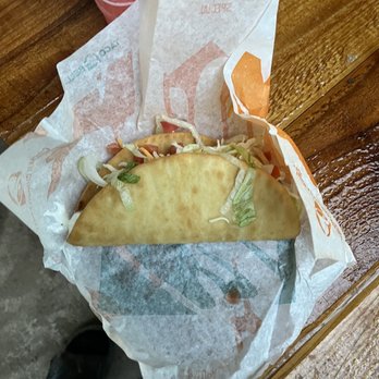 Taco Bell - Wrong chalupa. - Fast Food Near Me - Plymouth, Wisconsin Taco Bell - Wrong chalupa. - Fast Food Near Me - Plymouth, Wisconsin