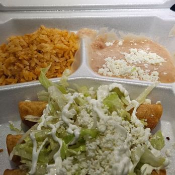 Chiquito Picoso Kitchen - Chicken Taquitos, beans and rice - New Mexican Cuisine Near Me - Moreno Valley, California Chiquito Picoso Kitchen - Chicken Taquitos, beans and rice - New Mexican Cuisine Near Me - Moreno Valley, California