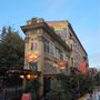 McMenamins Sidewalk Bar