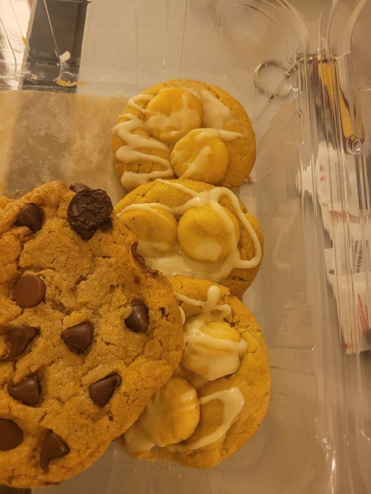The Cookie Lady Logo