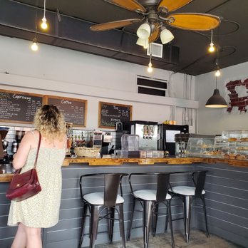 Palate Coffee Roasters - Counter/bar ordering area - Coffee & Tea Near Me - Sanford, Florida