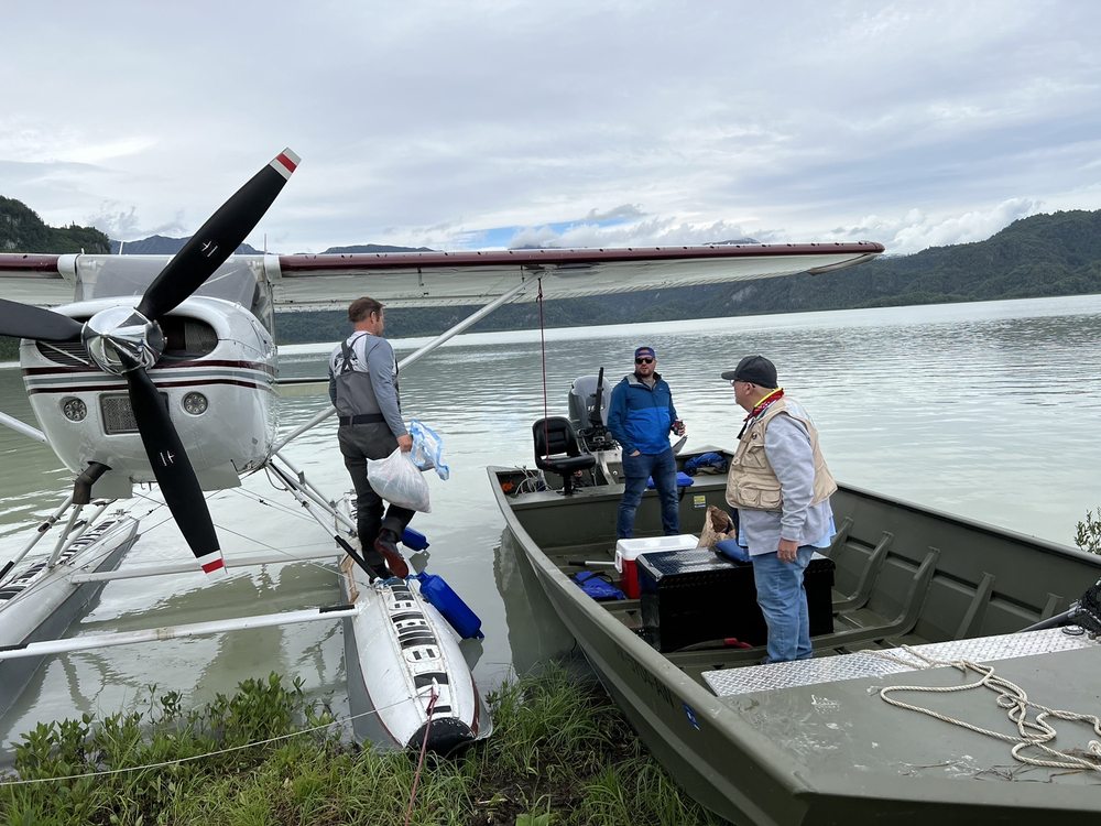 River Rock Lodge Logo