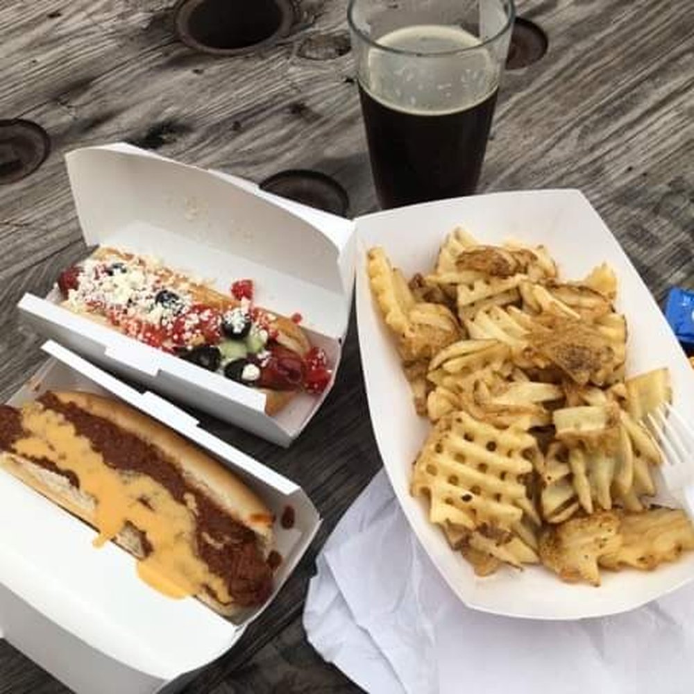 The Sisters Swank - Chili dog, Greek dog, fry basket. - Food Trucks Near Me - High Springs, Florida The Sisters Swank - Chili dog, Greek dog, fry basket. - Food Trucks Near Me - High Springs, Florida