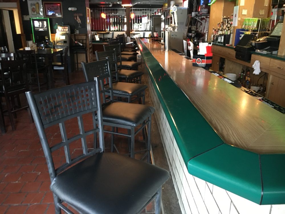 MT TROY INN Updated October 2024 2021 Mount Troy Rd, Pittsburgh