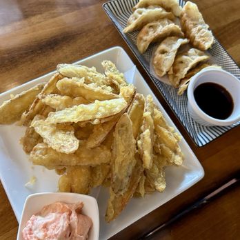 Izakaya An - Gobo chips and gyoza - Tapas/Small Plates Near Me - Concord, California