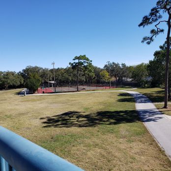 Del Oro Park - Parks Near Me - Clearwater, Florida