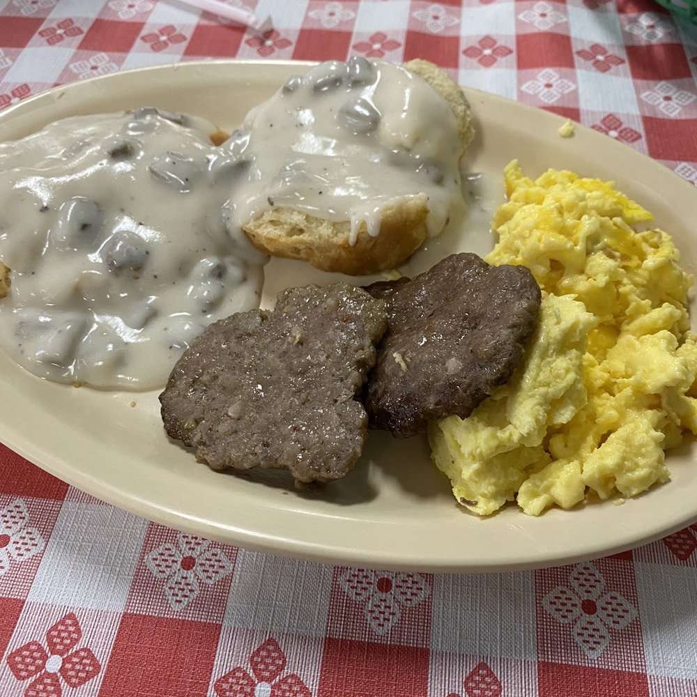 Courthouse Whistle Stop Cafe - Buffet breakfast Scrambled eggs Sausage Gravy/patties Biscuits and gravy - Burgers Near Me - Livingston, Texas Courthouse Whistle Stop Cafe - Buffet breakfast Scrambled eggs Sausage Gravy/patties Biscuits and gravy - Burgers Near Me - Livingston, Texas