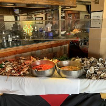 94th Aero Squadron - Sunday Brunch Buffet - Crab Legs & Oysters - New American Near Me - Miami, Florida
