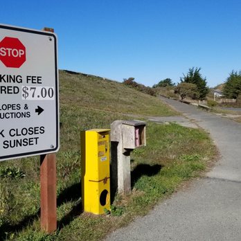 Bird Walk Coastal Access Trail - The beginning of the walk in the main parking lot - Parks Near Me - Bodega Bay, California Bird Walk Coastal Access Trail - The beginning of the walk in the main parking lot - Parks Near Me - Bodega Bay, California