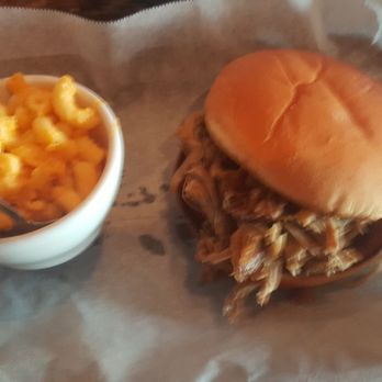 Uncle Gus's Mountain Pit Bar-B-Que - Barbeque Near Me - Decatur, Tennessee