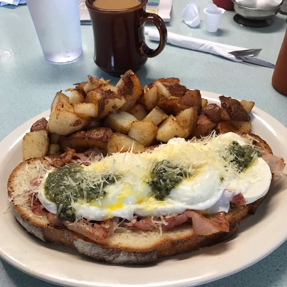 Triangle Diner - Chefs choice - Diners Near Me - Saratoga Springs, New York Triangle Diner - Chefs choice - Diners Near Me - Saratoga Springs, New York