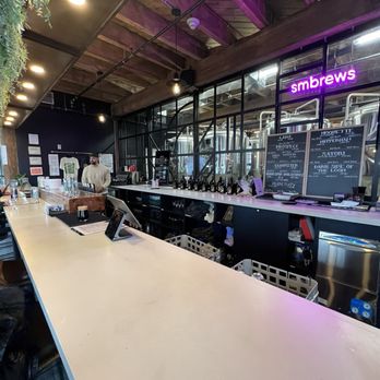 Simple Motive Brewing - the counter and seating area - Breweries Near Me - Yonkers, New York