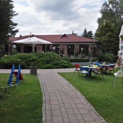 Cafegarten mit Blick auf Terrasse