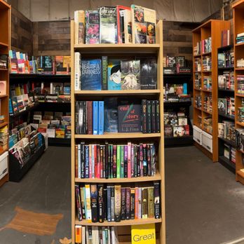 Knackered Books - Booth 86 Aisle 1 - Used Bookstore Near Me - Farmingdale, New Jersey Knackered Books - Booth 86 Aisle 1 - Used Bookstore Near Me - Farmingdale, New Jersey