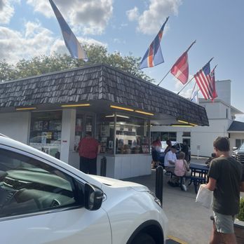 The Whippy Dip - Outside - Food Stands Near Me - Decorah, Iowa The Whippy Dip - Outside - Food Stands Near Me - Decorah, Iowa