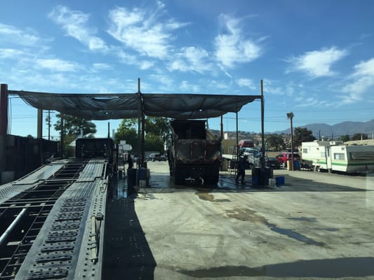Bull's Truck Wash