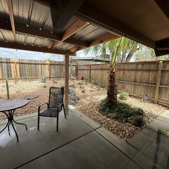 Green Landscaping - After: right side of yard - Landscaping Near Me Green Landscaping - After: right side of yard - Landscaping Near Me