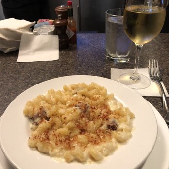 Esquire Grill - Macs and cheese - American Near Me - Sacramento, California