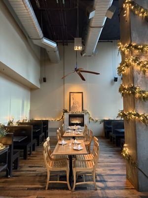 Black Bottle Bellevue by null