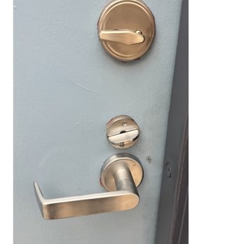 Lee Locksmith - Keys & Locksmiths Near Me
