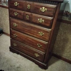 Southern Pickers Antiques - Bassett 5 drawer tall dresser