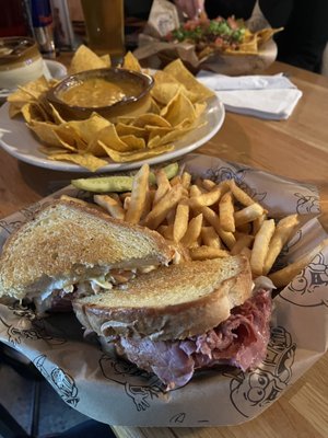 Vivio's II Food & Spirits by null