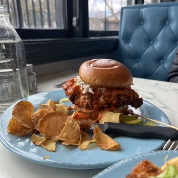 Swiss & Madison - Nashville hot chicken - New American Near Me - Mankato, Minnesota Swiss & Madison - Nashville hot chicken - New American Near Me - Mankato, Minnesota