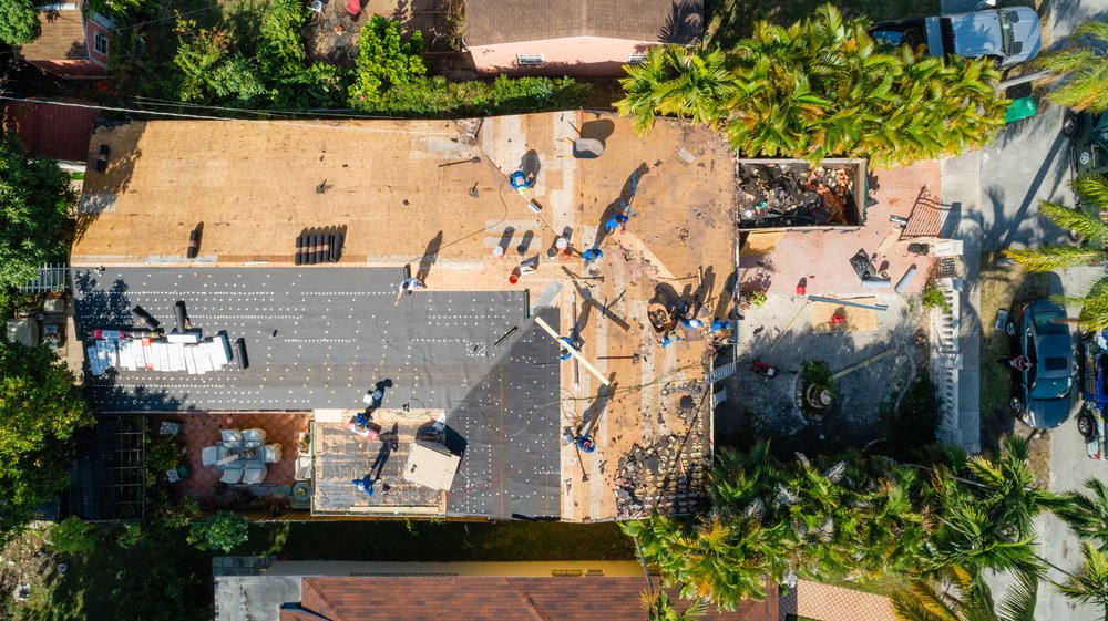 Slide of El Mago's Roofing