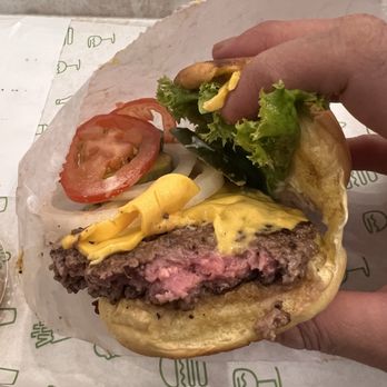 Shake Shack Union - ShackBurger - Fast Food Near Me - Union, New Jersey Shake Shack Union - ShackBurger - Fast Food Near Me - Union, New Jersey
