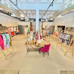 Benjamin Perdereau - Inside store