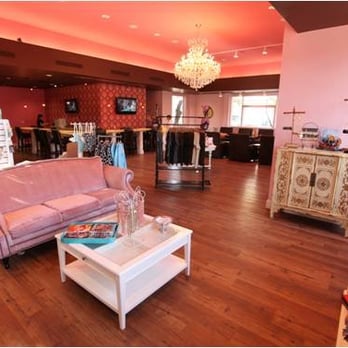 Embellish Nails & Boutique - Embellish stocks fabulously affordable jewelry, shoes, tees, candles and other items for those last minute girlfriend gifts! - Nail Salons Near Me - Austin, Texas Embellish Nails & Boutique - Embellish stocks fabulously affordable jewelry, shoes, tees, candles and other items for those last minute girlfriend gifts! - Nail Salons Near Me - Austin, Texas