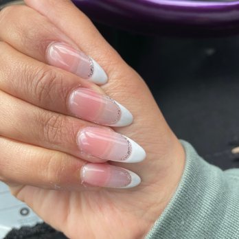 Tips Toes Nail Studio - "French Tip" - Nail Salons Near Me - Santa Monica, California