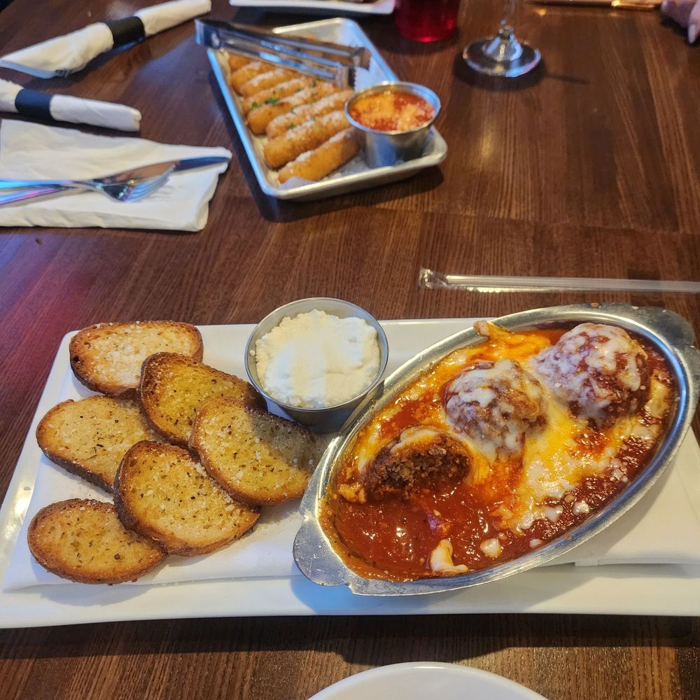 Carbone Pizzeria Americano - Pizza-Meatball appetizer- mozzarella sticks - Pizza Near Me - Berwyn, Illinois
