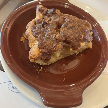 Psomi - Apple pie w homemade crust n a custard made under the fruit - Bakeries Near Me - Tampa, Florida Psomi - Apple pie w homemade crust n a custard made under the fruit - Bakeries Near Me - Tampa, Florida
