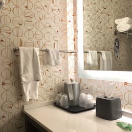 Clean bathrooms!