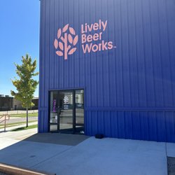 Lively Beerworks - Outside