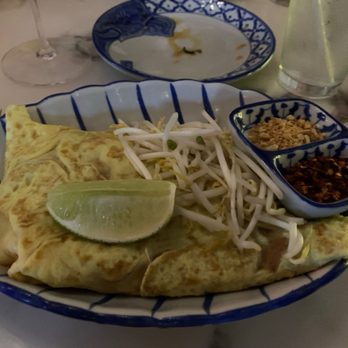 Kin Dee - Pad thai in omelet - Thai Near Me - Houston, Texas Kin Dee - Pad thai in omelet - Thai Near Me - Houston, Texas