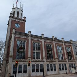 Manchester City Hall - People in this area don't elk Yelp or they use it poorly, I got you covered