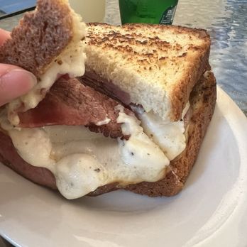 Le Ponce - Coffee & Tea Near Me - New Orleans, Louisiana Le Ponce - Coffee & Tea Near Me - New Orleans, Louisiana
