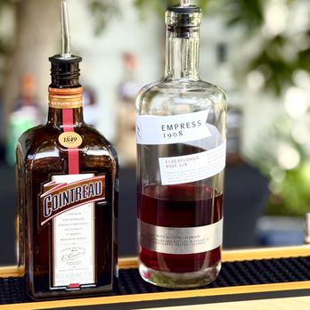 The Pristine Pour - Bartenders Near Me The Pristine Pour - Bartenders Near Me