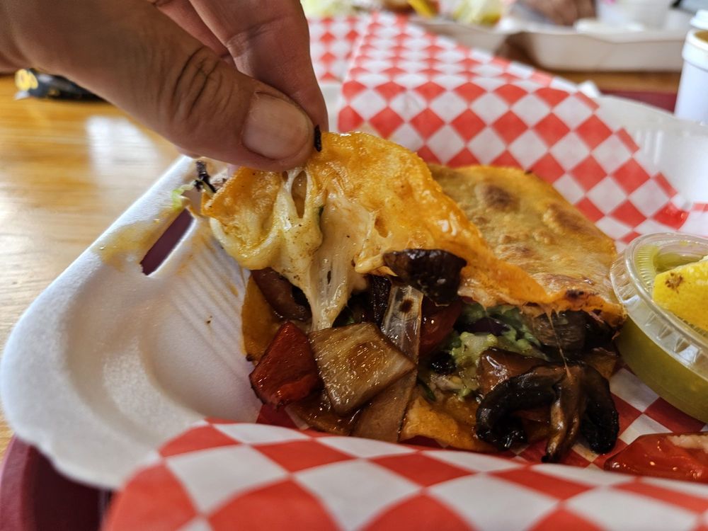 TACOS EL GOLOSO Updated June 2024 15 Photos 1605 Pacific Coast