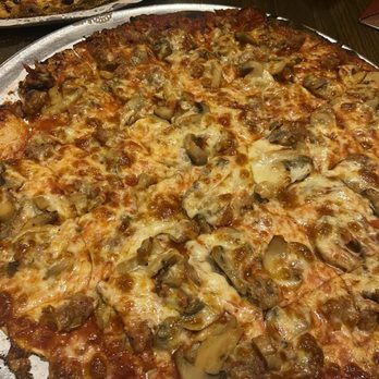 Wells Brothers Restaurant - Pizza Near Me - Racine, Wisconsin Wells Brothers Restaurant - Pizza Near Me - Racine, Wisconsin