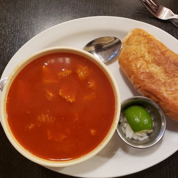 Ernie's Cafe Bar & Grill - Mi pueblito menudo. THE BEST!!! AND SUPER SUPER NICE - Mexican Near Me - El Paso, Texas