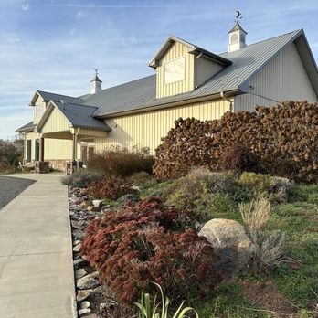 Eagletree Farm & Vineyard - Outside - Wineries Near Me - Leesburg, Virginia