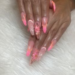 Pixie Nails by Kim