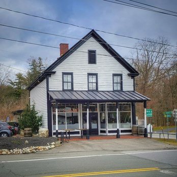 Classic Crust Pizza Bar - Outside street photo - Pizza Near Me - Clifton Park, New York Classic Crust Pizza Bar - Outside street photo - Pizza Near Me - Clifton Park, New York
